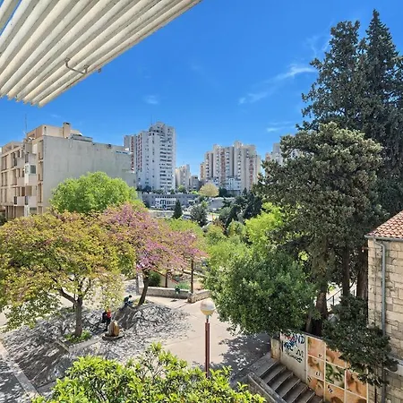 Bezo1 Apartment *