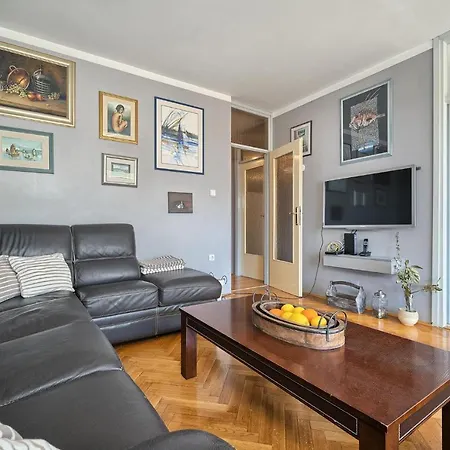Bezo1 Apartment