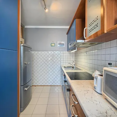 Apartman Bezo1 *
